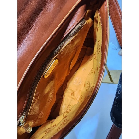 MCM Vintage Cognac Visetos Brown Shoulder Bag with Gold Accents - Picture 8 of 13